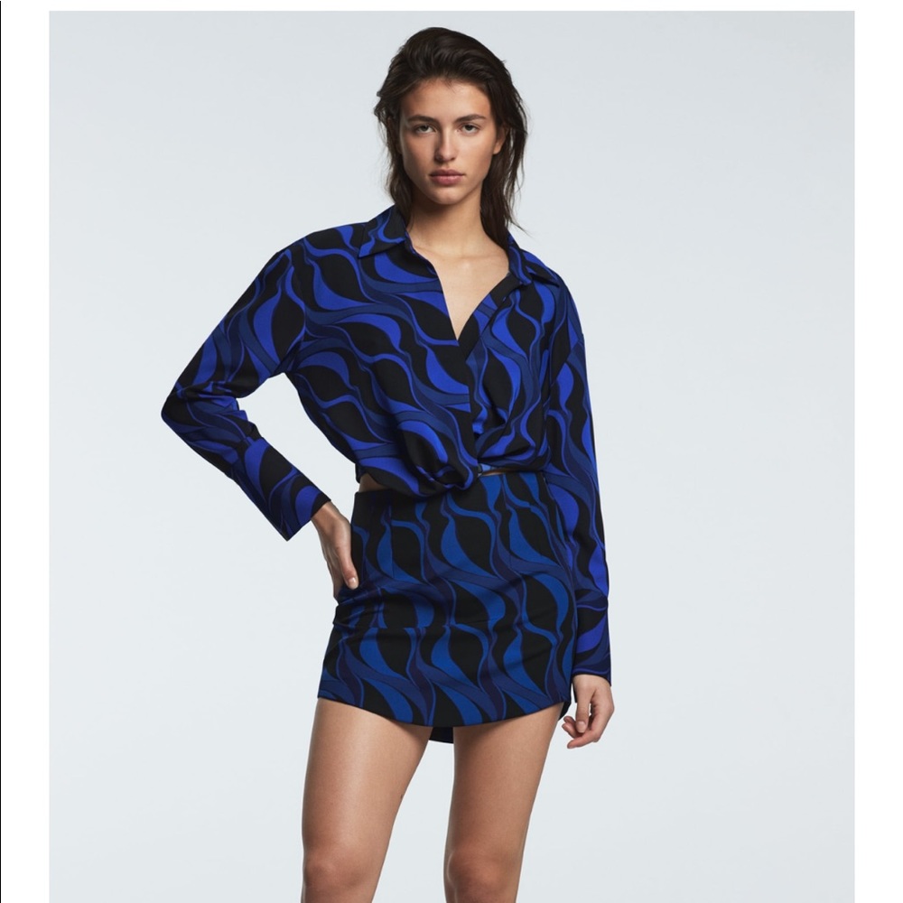 (Two piece set) Zara pleated printed shirt and skirt set.